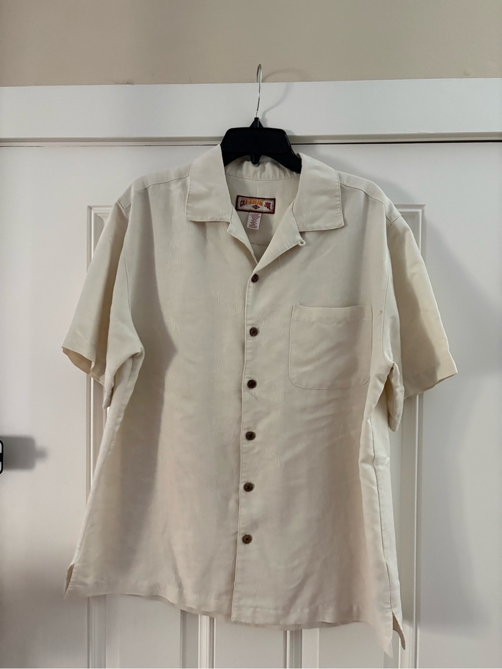 Men's Cream Short-Sleeve Button-Up Shirt